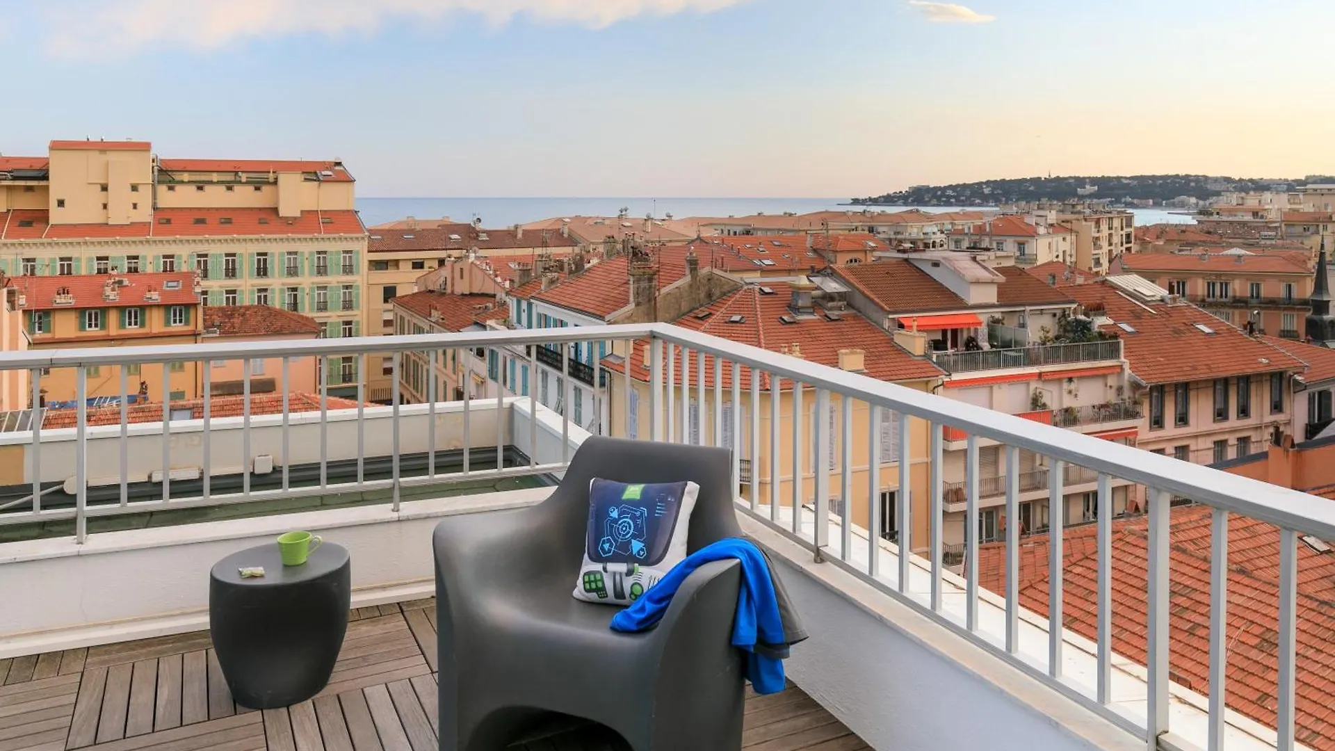 מלון Ibis Styles Menton Centre