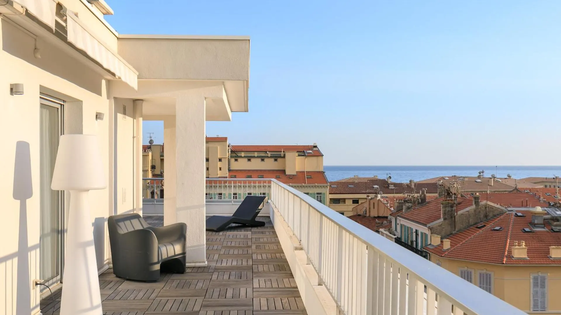 فندق Ibis Styles Menton Centre 3*,