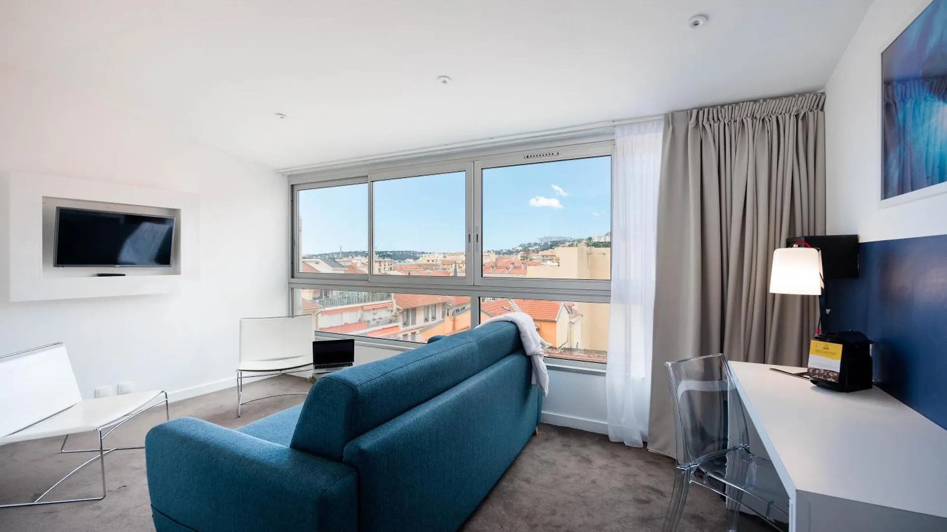 ***  מלון Ibis Styles Menton Centre צרפת