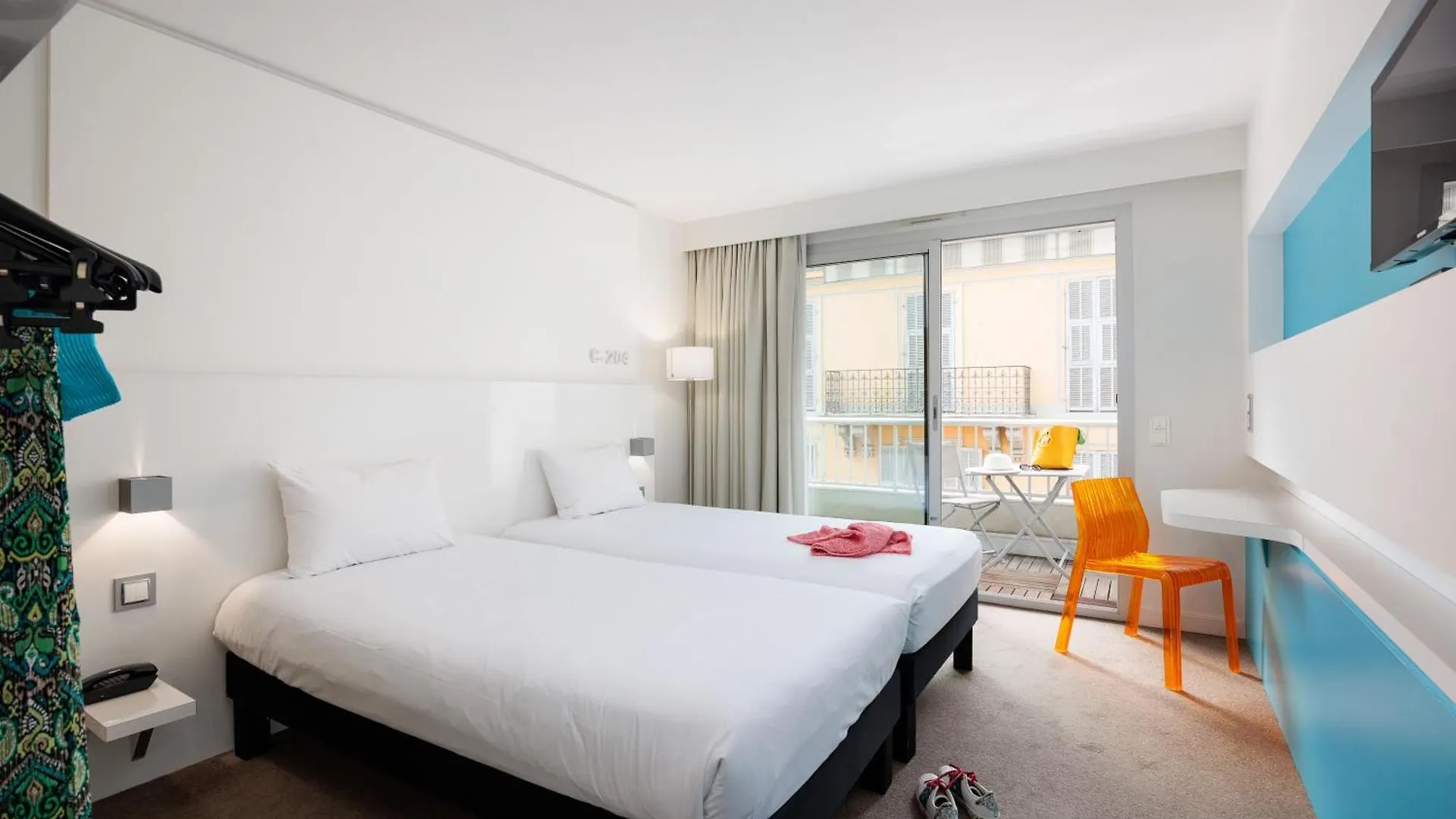 ***  Hotel Ibis Styles Menton Centre Francia