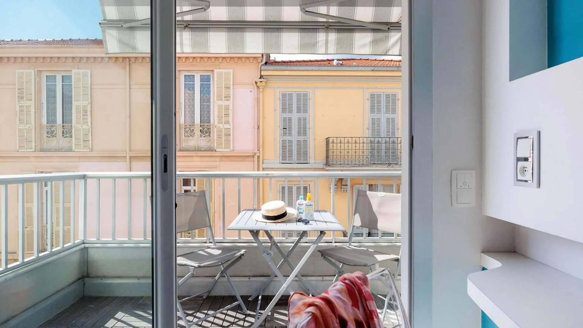 Hotel Ibis Styles Menton Centre Francja